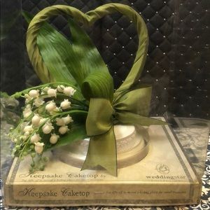 Keepsake cake top
